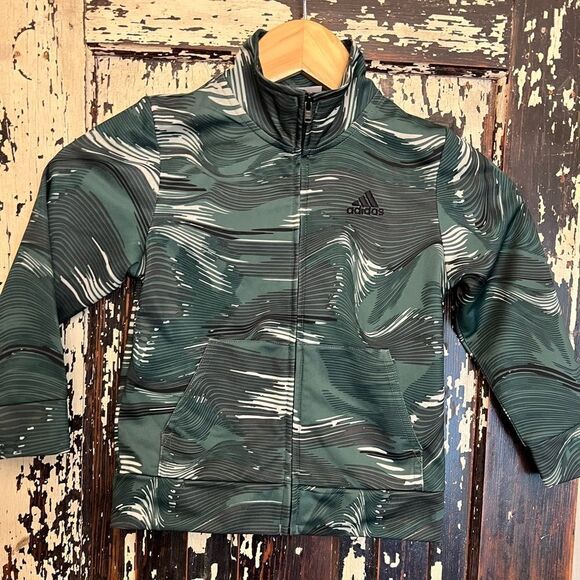 Adidas wave cammo toddler jacket. Unisex size 4T - Picture 1 of 9
